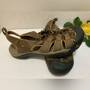 Keen Newport H2 Mens 15 Brown Leather Hiking Trail Water Beach Sandals Shoes